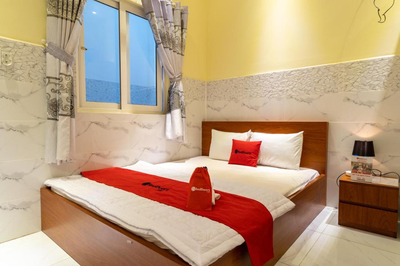 Hotel Reddoorz Near Etown 4 Ciudad Ho Chi Minh  Exterior foto