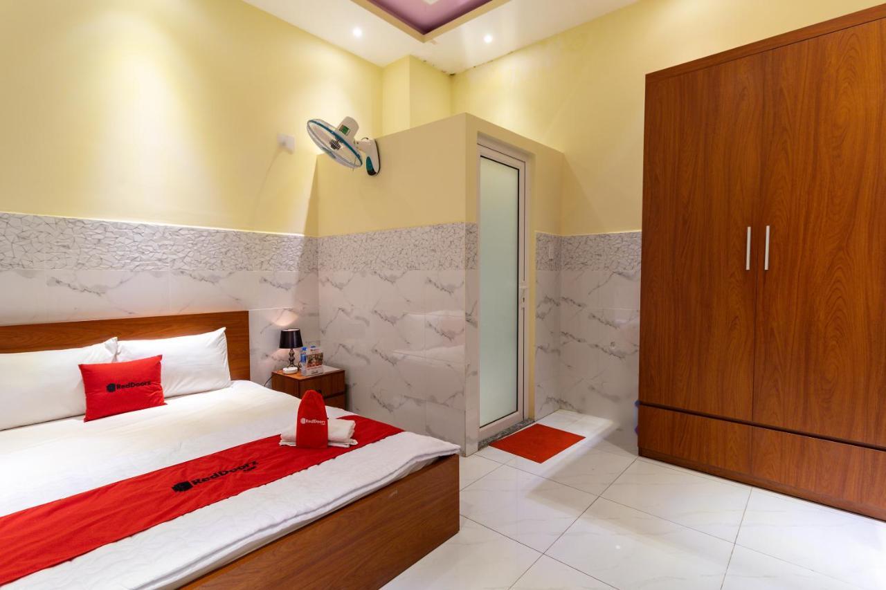 Hotel Reddoorz Near Etown 4 Ciudad Ho Chi Minh  Exterior foto